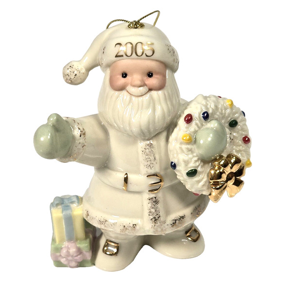 Lenox 2005 Annual Santa Ornament GREETINGS FROM SANTA Holding Christmas Wreath - Picture 1 of 6
